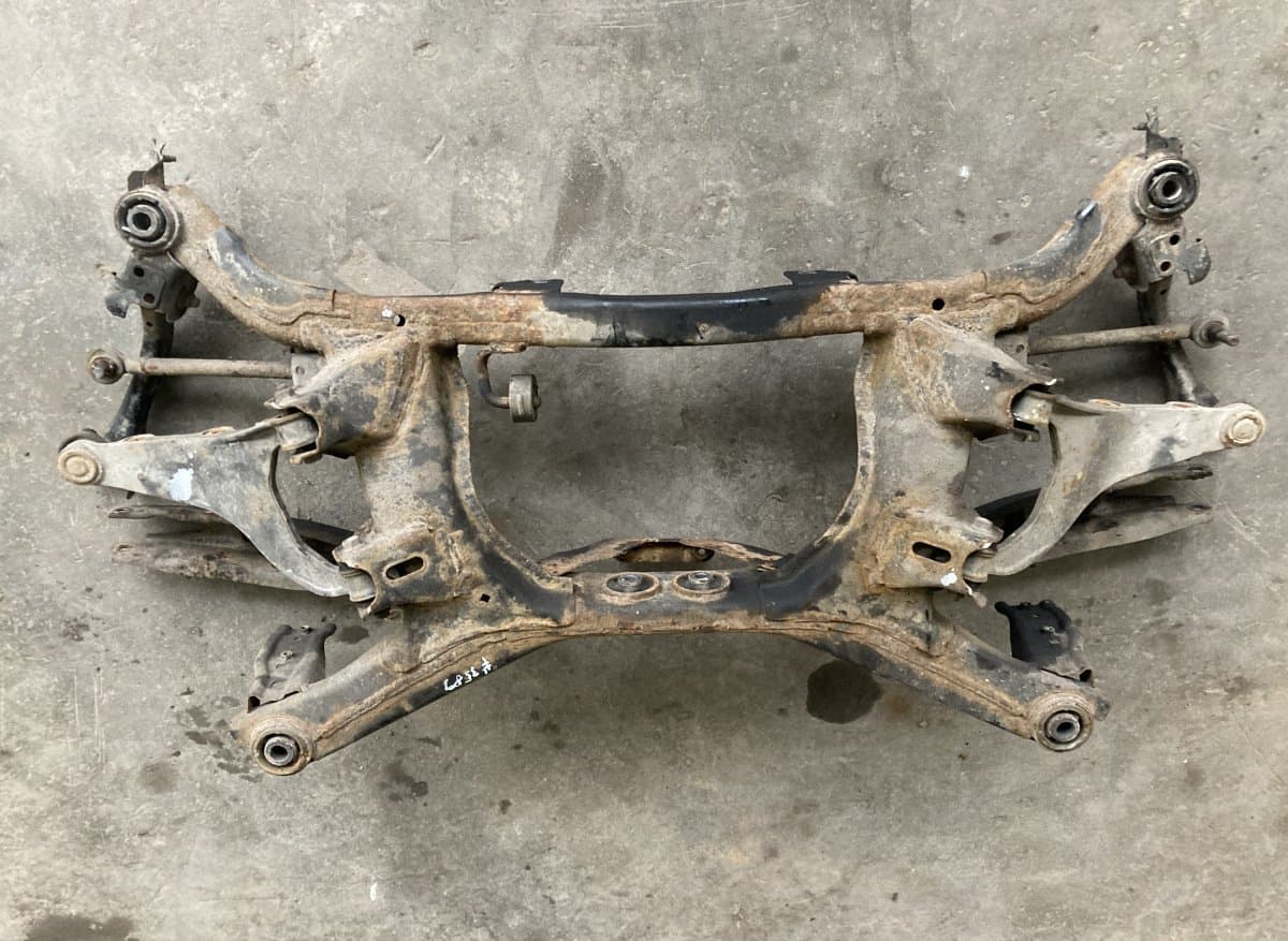 20152SG010 20252SG000 20252SG010 20250FG042 Rear axle Beam SUBARU FORESTER (SJ) (2013-2018)