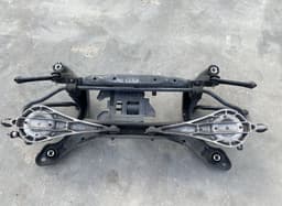 VOLVO 31212171 31317707 31317708 31201087 31317602 31406752 31262690 31406751 31262689 30736874 30748921 6G9N-9D653-BB 6G9N9D653BB Rear axle Beam VOLVO V70 III (BW) (2007-2016) — thumbnail 1
