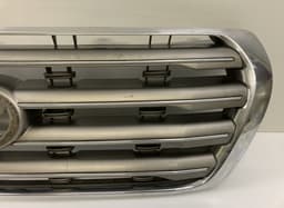 TOYOTA 53101-60480 5310160480 53114-60040 Radiator Grille TOYOTA LAND CRUISER 200 (2007-2021) — thumbnail 3