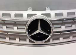 MERCEDES-BENZ A1648802085 A1648801985 A1648880923 Radiator Grille MERCEDES-BENZ ML-CLASS (W164) (2005-2011) — thumbnail 3