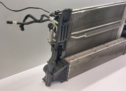 VOLVO 30794544 31368082 31280014 31319053 6G91-7A095-AD 6G917A095AD 31317423 31303975 0261230296 H0602004 Radiator set VOLVO V70 III (BW) (2007-2016) — thumbnail 3