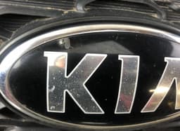 KIA 863502P500 Radiator Grille KIA SORENTO II (XM) (2009-2015) — thumbnail 3