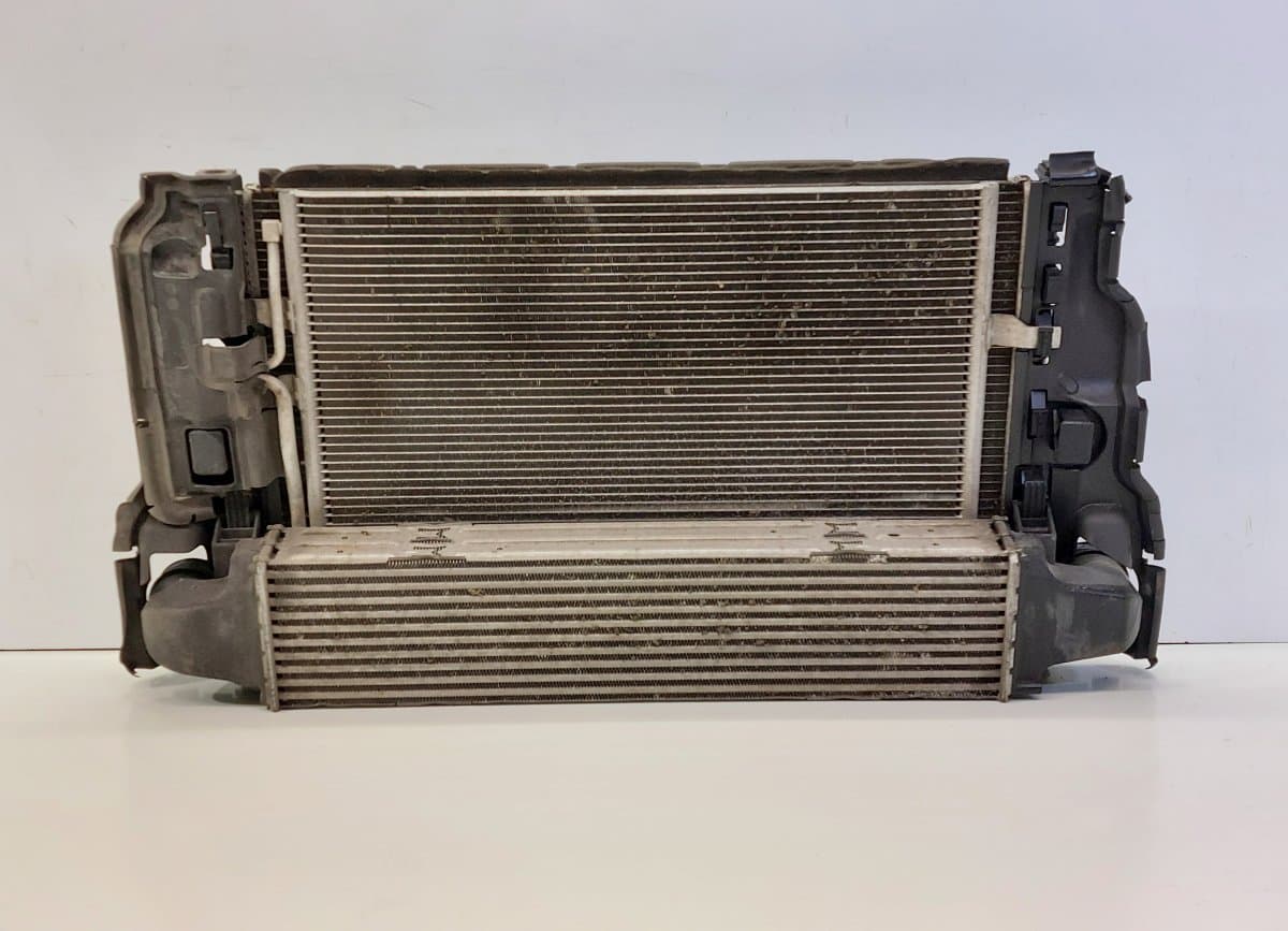 VOLVO 31332027 31338236 993880L 31353295 31383123 31383125 Radiator set VOLVO S60 II / V60 I (2010-2018)