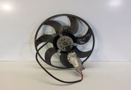 BMW Radiator Fan Electric BMW 1 (E81, E82, E87, E88) (2003-2013) — thumbnail 1