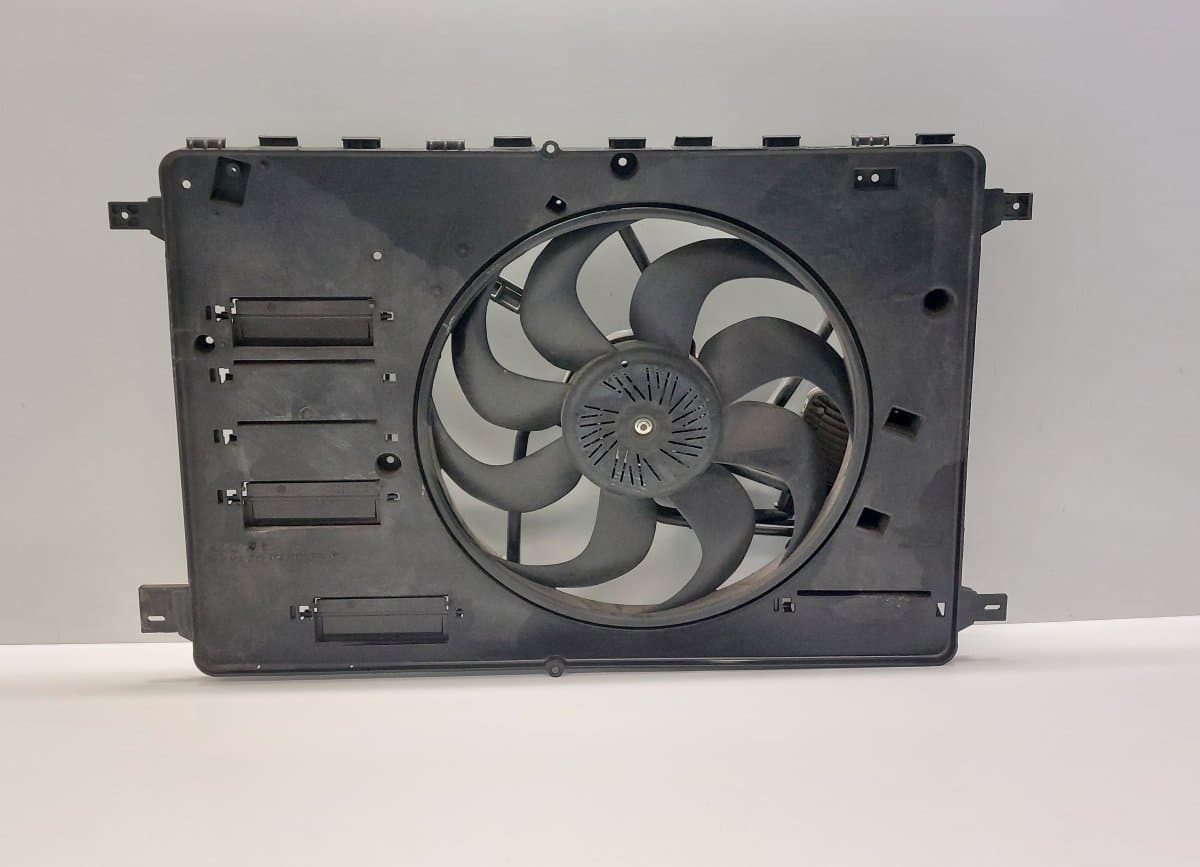 VOLVO 31368867 8240543 940013802 Radiator Fan Electric VOLVO XC60 I (2008-2017)