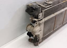 VW 7H0422847A M2014001 7H0820411E B7559008 7H0121253J Radiator VW TRANSPORTER T5 / MULTIVAN (7H, 7E, 7J) (2003-2015) — thumbnail 3