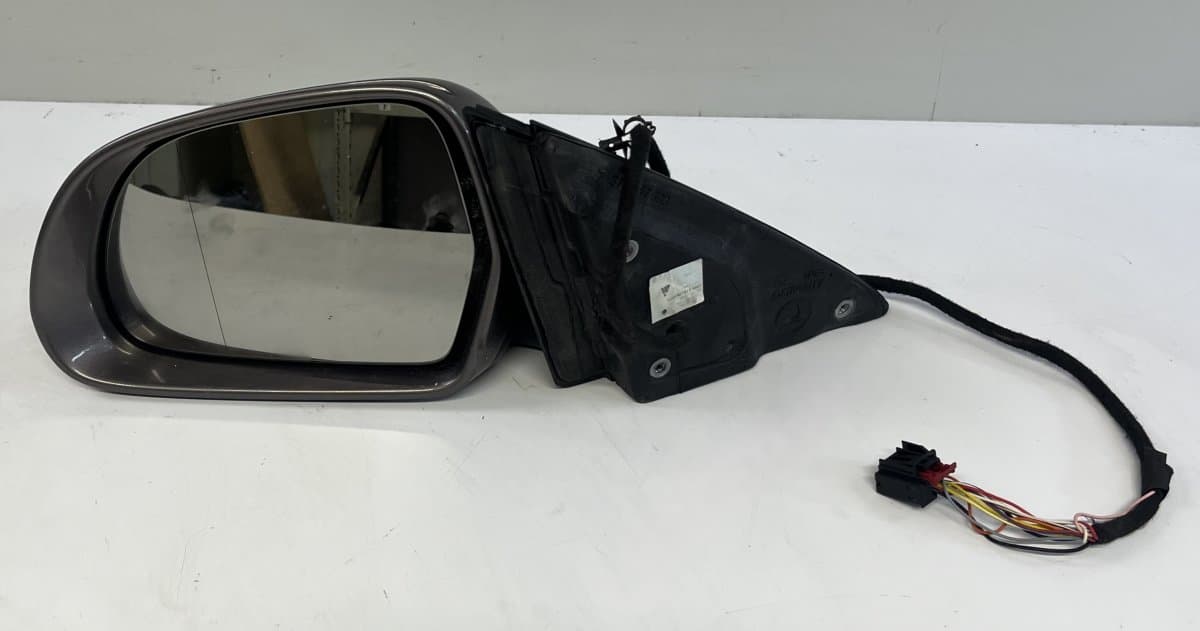 SKODA E1020989 A046767 Mirror left SKODA SUPERB II (3T4, 3T5) (2008-2015)