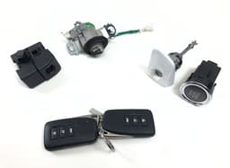LEXUS 8990430B50 Key / Keys LEXUS GS IV (2011-2020) — thumbnail 1