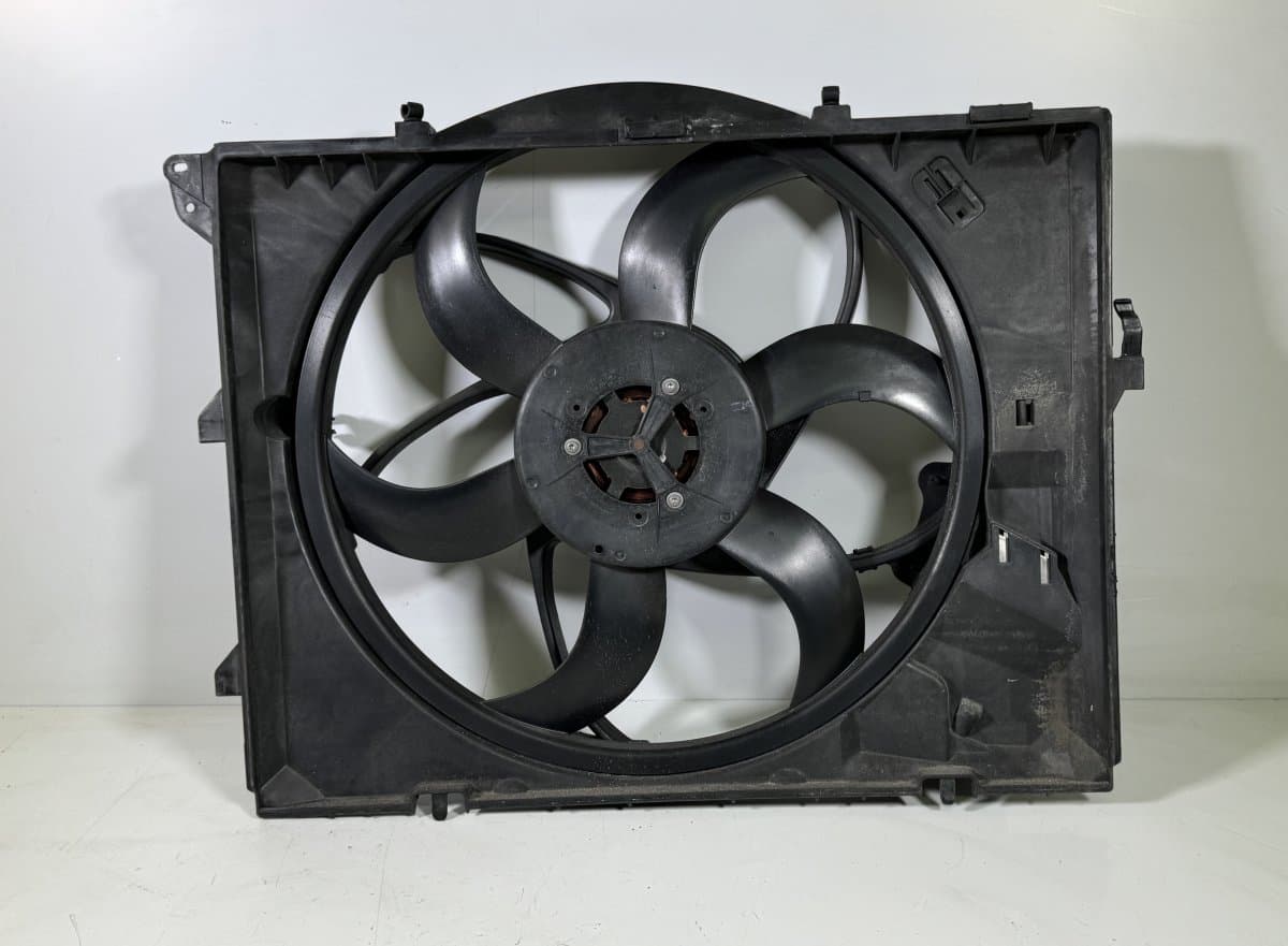 BMW 17117590699 172175294999 500063600 Radiator Fan Electric BMW 3 (E90, E91, E92, E93) (2005-2011)