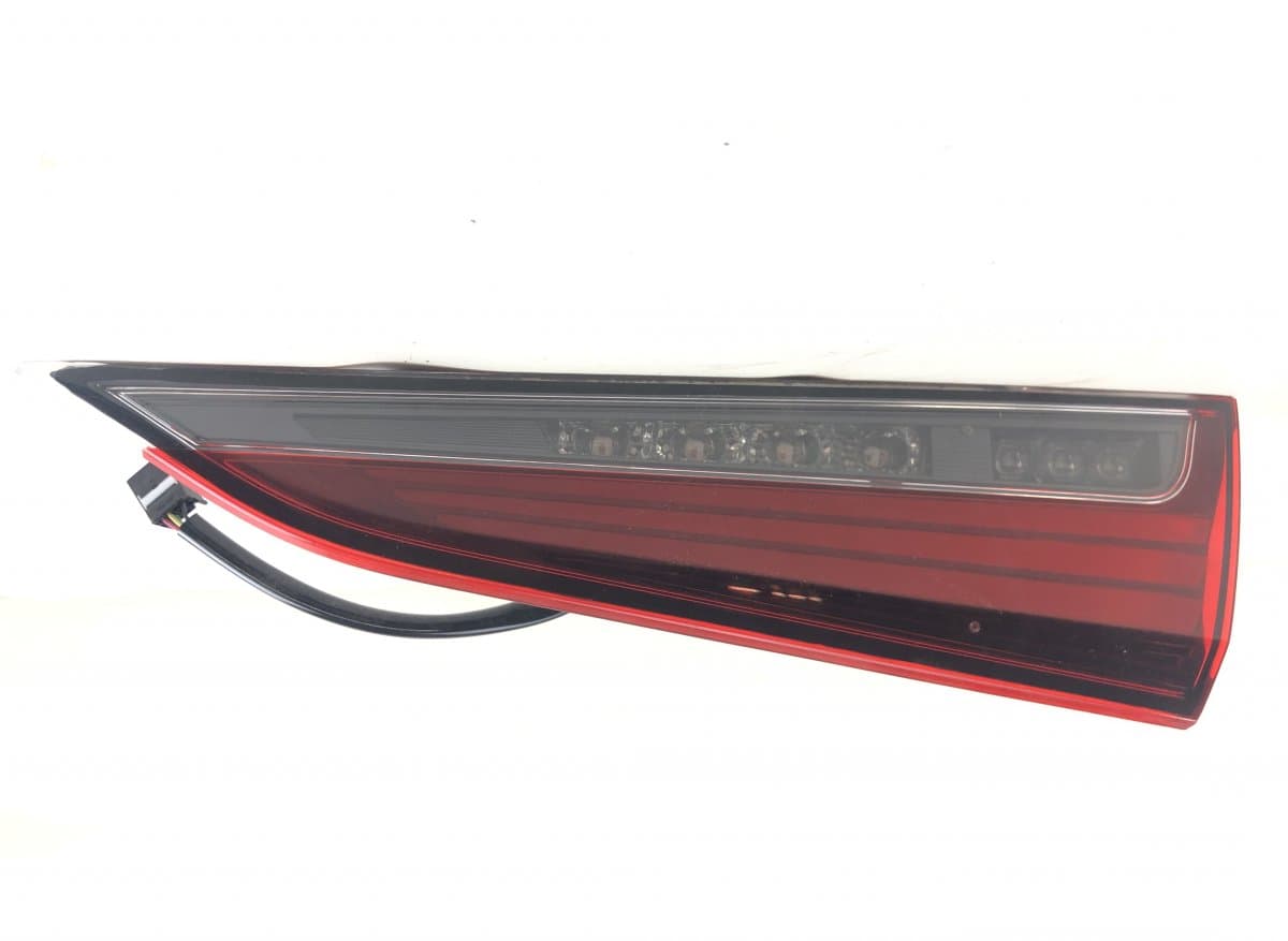 LEXUS 8158033470 Inner tail light, right LEXUS ES VII (2018-)