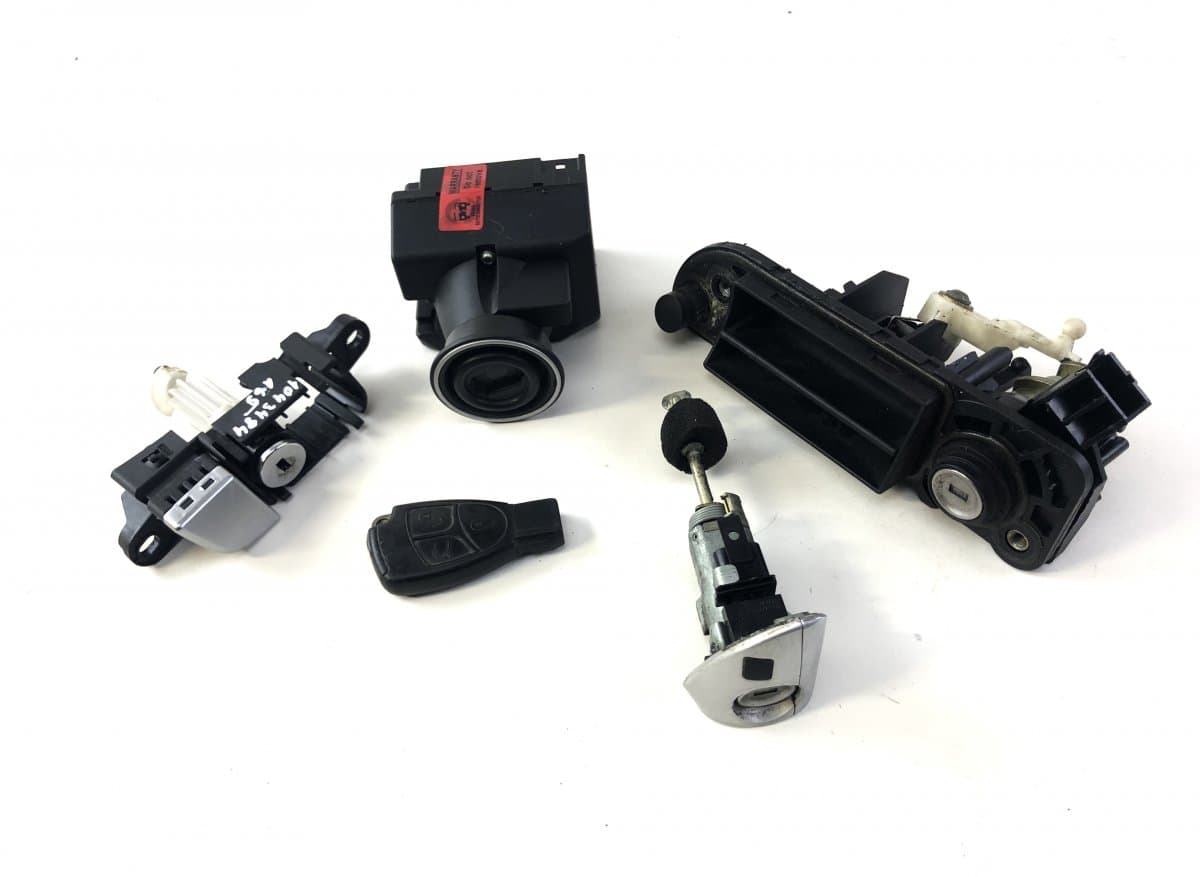 A2305452308 Ignition switch lock (ignition barrel) MERCEDES-BENZ SL-CLASS (R230) (2001-2012)