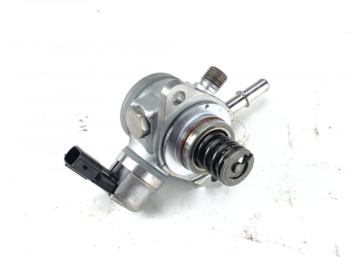 FORD OM5E9D376CB High pressure pump, petrol FORD FOCUS III (2010-2018)
