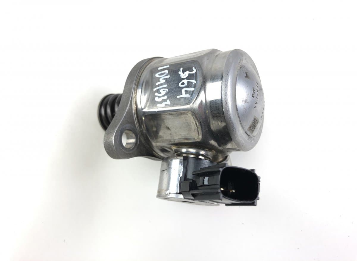 VOLVO 31437895 High pressure pump, petrol VOLVO XC40 / EX40 / EC40 (536, 539) (2017-)