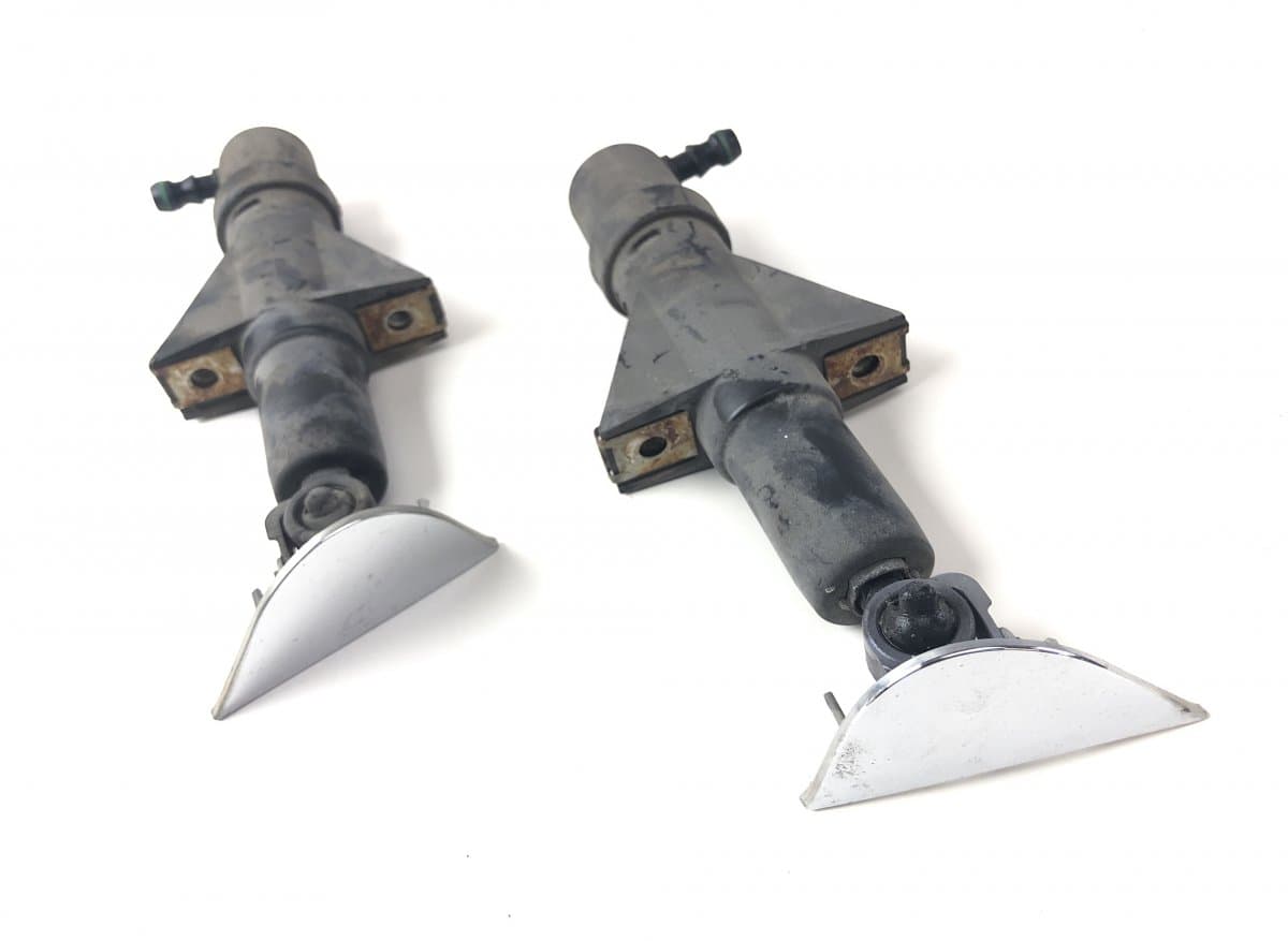 MASERATI 271073 271074 Headlight washer nozzle set MASERATI QUATTROPORTE III (03.04-)