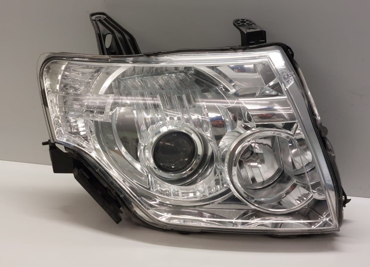 MITSUBISHI 8301C130 Headlight right MITSUBISHI PAJERO IV (V80, V90) (2006-2021)