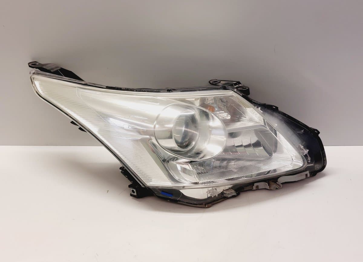TOYOTA 81126-05310 8112605310 279-120R Headlight right TOYOTA AVENSIS (T270) (2009-2018)