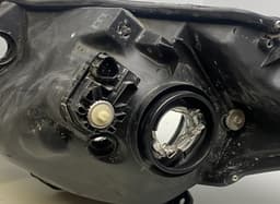 TOYOTA 8117052740 Headlight right TOYOTA YARIS III (XP130) (2010-2019) — thumbnail 4