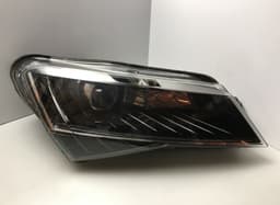 SKODA 3V1941016A Headlight right SKODA SUPERB III (3V3, 3V5) (2015-2024) — thumbnail 1