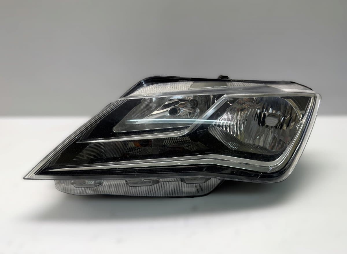 SEAT 6JB941015 90019679 Headlight left SEAT TOLEDO IV (KG3) (2012-2019)