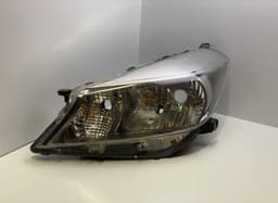 TOYOTA 811500D340 Headlight left TOYOTA YARIS III (XP130) (2010-2019) — thumbnail 1