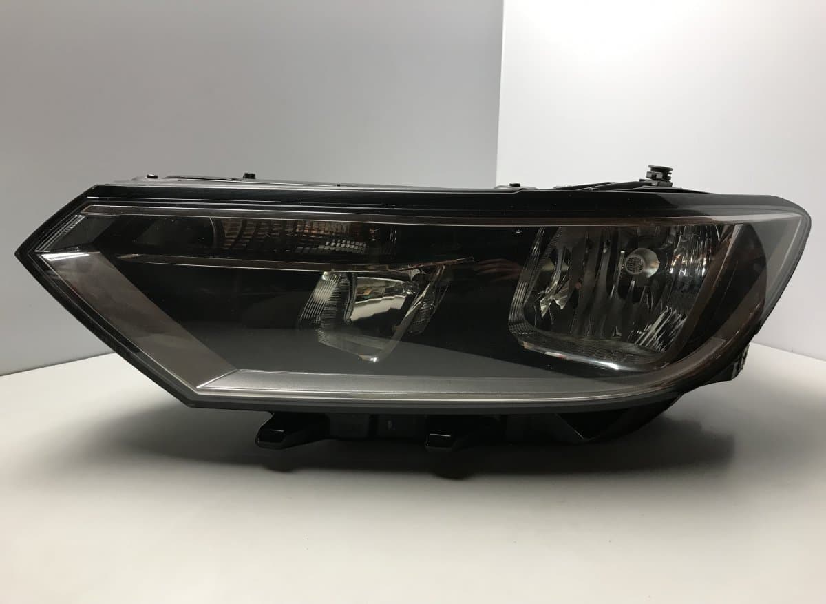 VW 3G1941005B Headlight left VW PASSAT B8 (3G) / ALLTRACK (2014-2023)