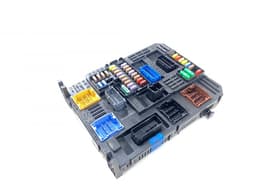 PEUGEOT 9832881380 Fuse box PEUGEOT 508 II (F3_, FB_, FH_) (09.18-) — thumbnail 1