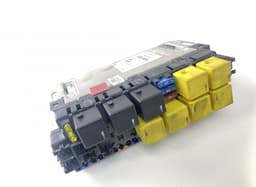 MERCEDES-BENZ 05045117 Fuse box MERCEDES-BENZ SL-CLASS (R230) (2001-2012) — thumbnail 1