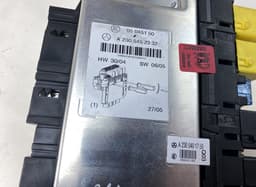 MERCEDES-BENZ 05045117 Fuse box MERCEDES-BENZ SL-CLASS (R230) (2001-2012) — thumbnail 4