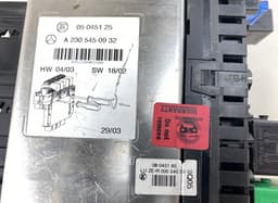 MERCEDES-BENZ 10091518 Fuse box MERCEDES-BENZ SL-CLASS (R230) (2001-2012) — thumbnail 4