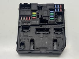 RENAULT 284B60414R Fuse box RENAULT ESPACE V (JR) (2015-2023) — thumbnail 1