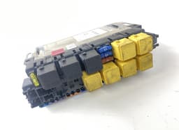 MERCEDES-BENZ 05045117 Fuse box MERCEDES-BENZ SL-CLASS (R230) (2001-2012) — thumbnail 1