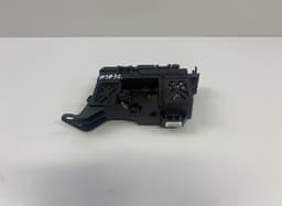 AUDI 8R0937517D Fuse box AUDI A6 / A6 ALLROAD (C7, 4G) (2010-2018) — thumbnail 1