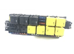 MERCEDES-BENZ 05045117 Fuse box MERCEDES-BENZ SL-CLASS (R230) (2001-2012) — thumbnail 2