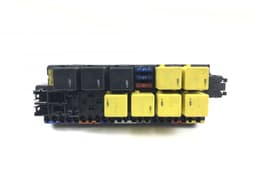 MERCEDES-BENZ 05045117 Fuse box MERCEDES-BENZ SL-CLASS (R230) (2001-2012) — thumbnail 2