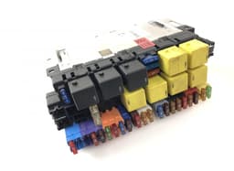 MERCEDES-BENZ 05045117 Fuse box MERCEDES-BENZ SL-CLASS (R230) (2001-2012) — thumbnail 1