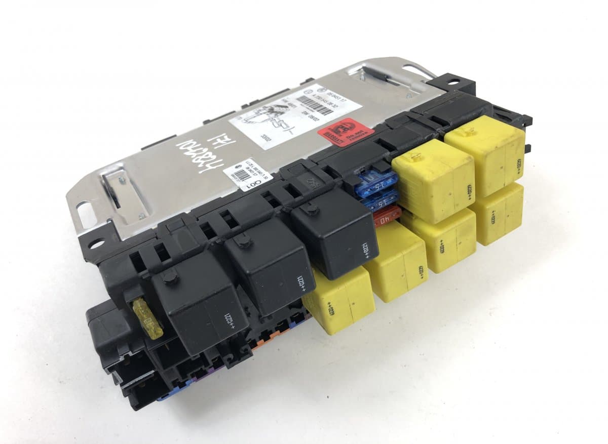 05045117 Fuse box MERCEDES-BENZ SL-CLASS (R230) (2001-2012)
