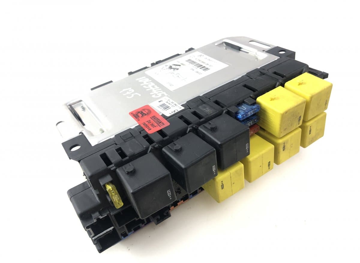 MERCEDES-BENZ 05045117 Fuse box MERCEDES-BENZ SL-CLASS (R230) (2001-2012)