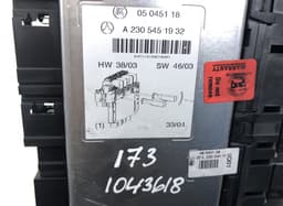 MERCEDES-BENZ 05045117 Fuse box MERCEDES-BENZ SL-CLASS (R230) (2001-2012) — thumbnail 4