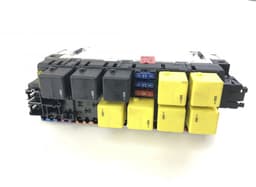MERCEDES-BENZ 05045117 Fuse box MERCEDES-BENZ SL-CLASS (R230) (2001-2012) — thumbnail 2