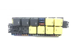 MERCEDES-BENZ 05045117 Fuse box MERCEDES-BENZ SL-CLASS (R230) (2001-2012) — thumbnail 2