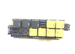 MERCEDES-BENZ 05045117 Fuse box MERCEDES-BENZ SL-CLASS (R230) (2001-2012) — thumbnail 2