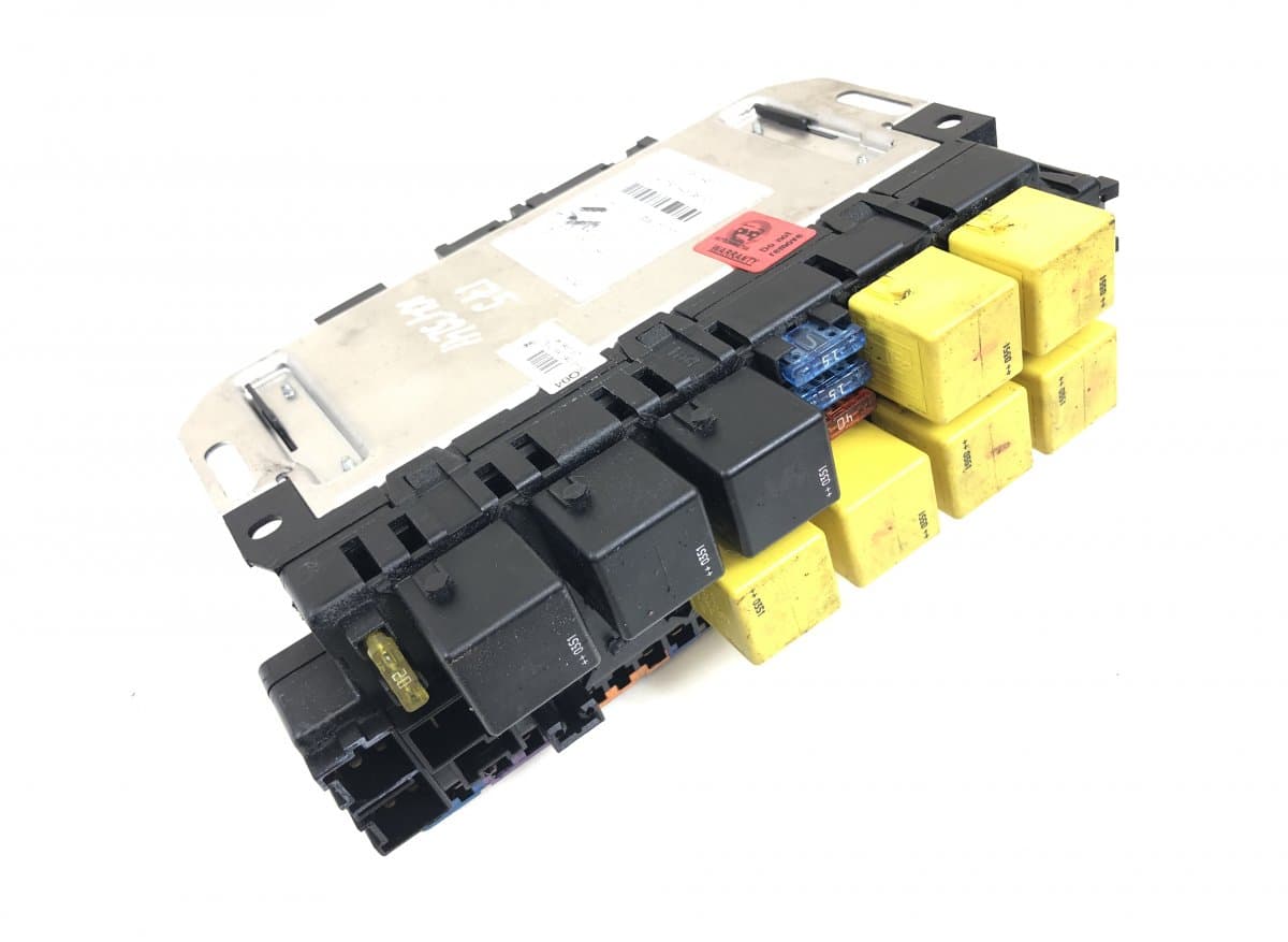 MERCEDES-BENZ 05045117 Fuse box MERCEDES-BENZ SL-CLASS (R230) (2001-2012)