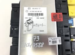 MERCEDES-BENZ 05045117 Fuse box MERCEDES-BENZ SL-CLASS (R230) (2001-2012) — thumbnail 4