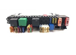 MERCEDES-BENZ 10091518 Fuse box MERCEDES-BENZ SL-CLASS (R230) (2001-2012) — thumbnail 2