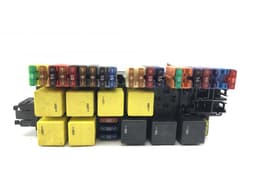 MERCEDES-BENZ 05045117 Fuse box MERCEDES-BENZ SL-CLASS (R230) (2001-2012) — thumbnail 2