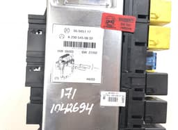 MERCEDES-BENZ 05045117 Fuse box MERCEDES-BENZ SL-CLASS (R230) (2001-2012) — thumbnail 4