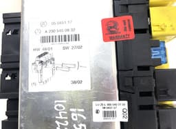 MERCEDES-BENZ 05045117 Fuse box MERCEDES-BENZ SL-CLASS (R230) (2001-2012) — thumbnail 2