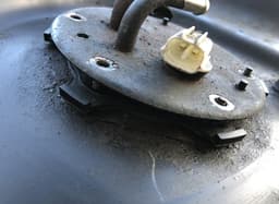 MITSUBISHI MN120096 Fuel Tank MITSUBISHI L200 V / TRITON (KJ, KK, KL) (2014-2023) — thumbnail 4