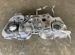 LEXUS 7710053320 Fuel Tank LEXUS IS III (XE30) (2013-) — thumbnail 1