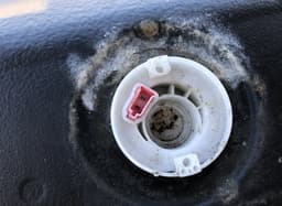 MERCEDES-BENZ A2304703801 Fuel Tank MERCEDES-BENZ SL-CLASS (R230) (2001-2012) — thumbnail 3
